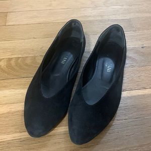 A. Soliani black suede scala flat/loafer 36